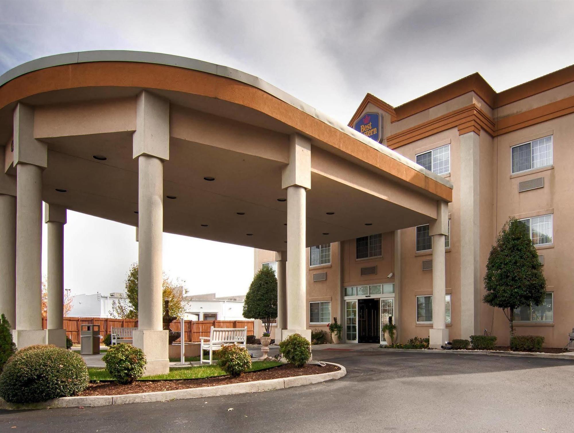 Best Western Plus Newport News Extérieur photo